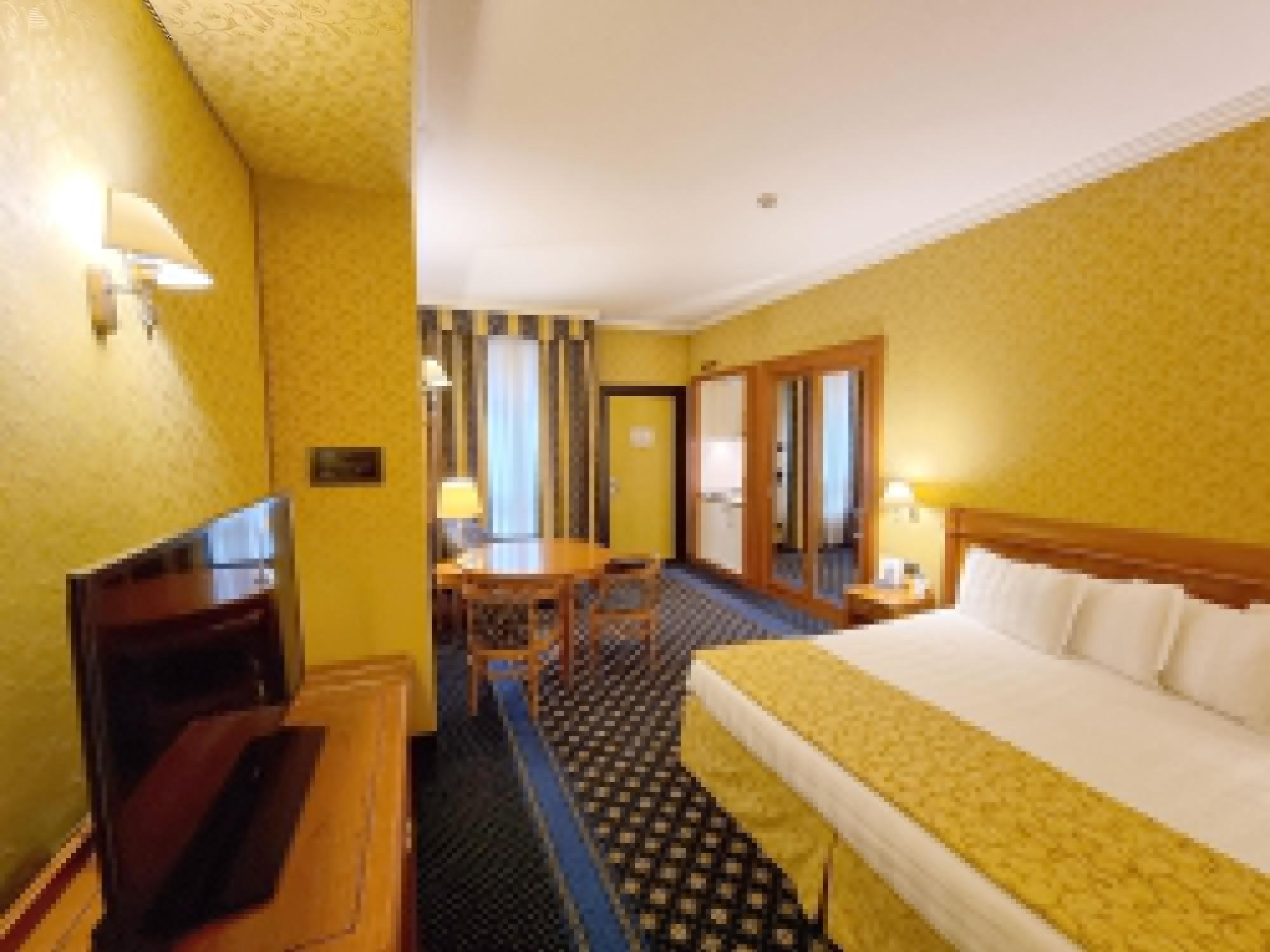 Hotel Ovest Piacenza Exteriér fotografie